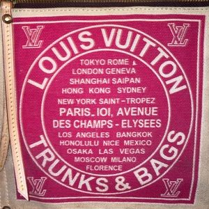 Louis Vuitton Limited Edition Red Toile Globe
Shoppers Cabas PM tote